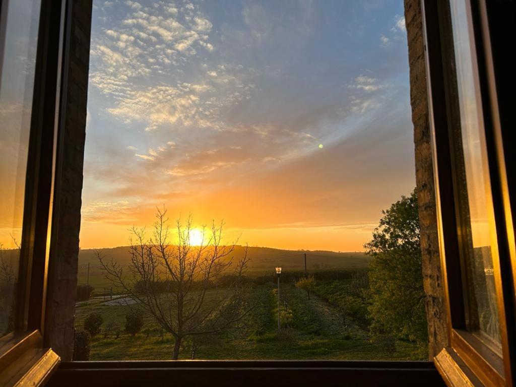 Locanda Rossovino Montebello Buitenkant foto