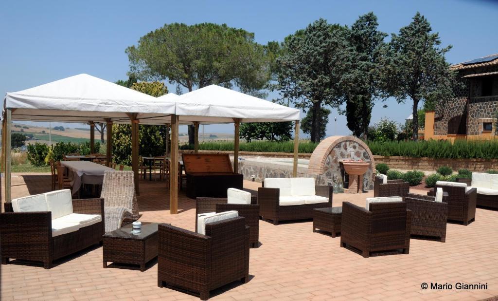 Locanda Rossovino Montebello Buitenkant foto